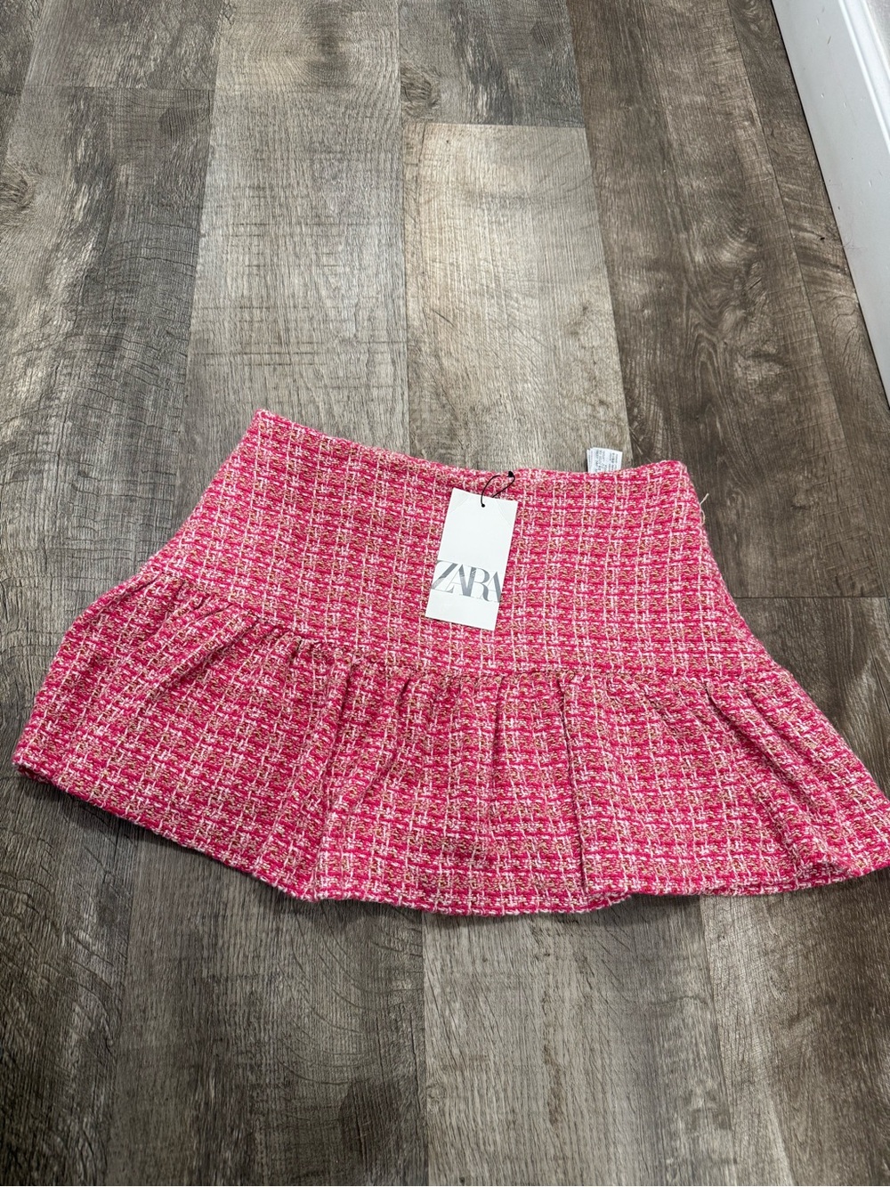 Zara Hot Pink Tweed Ruffle Mini Skirt